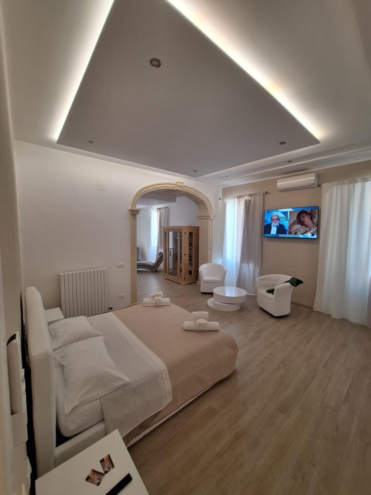 برينديسي Bed E Suite Domar المظهر الخارجي الصورة